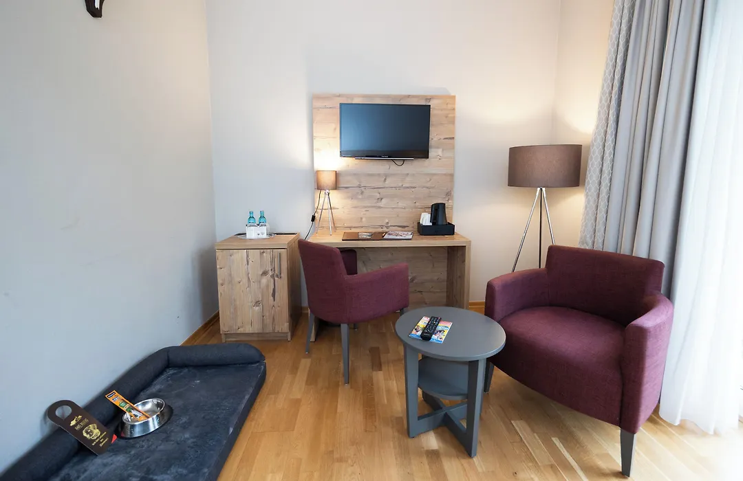 Hotel Haus Delecke-1