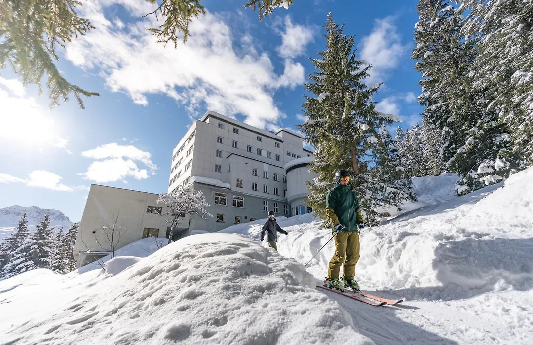 Arosa Mountain Lodge-1