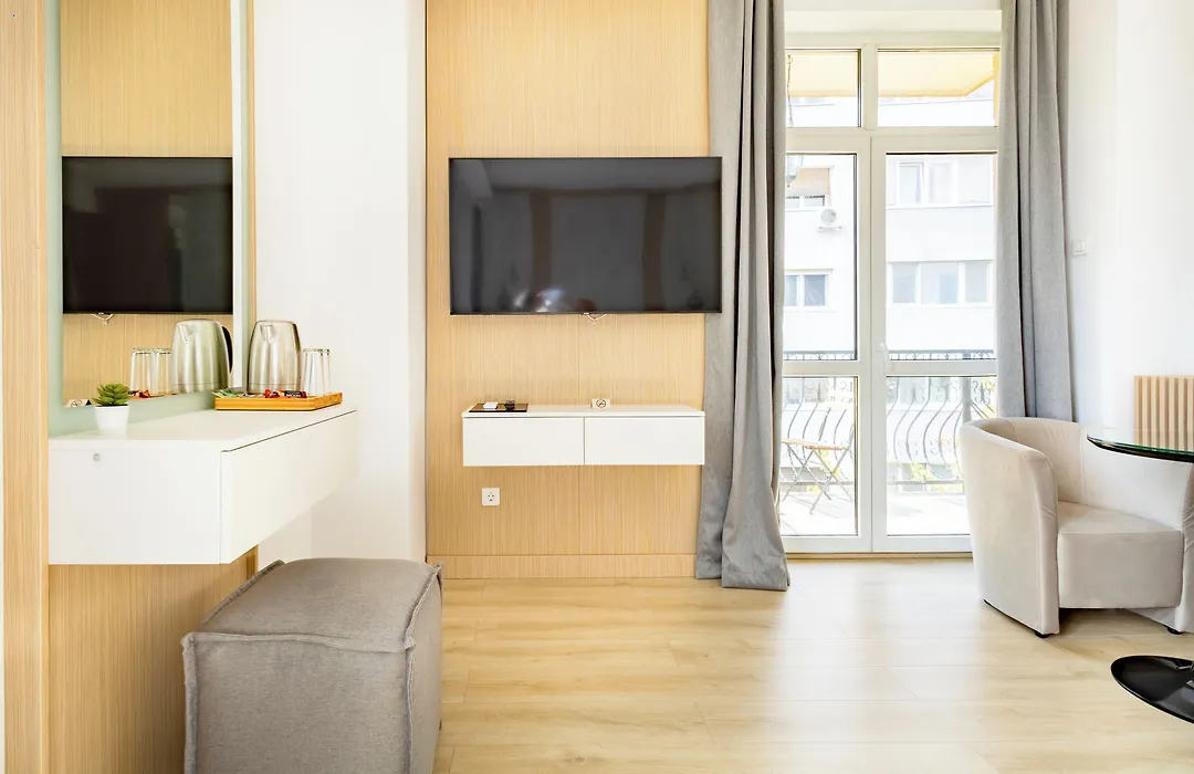 Piccolo Mondo By Citybookings-1