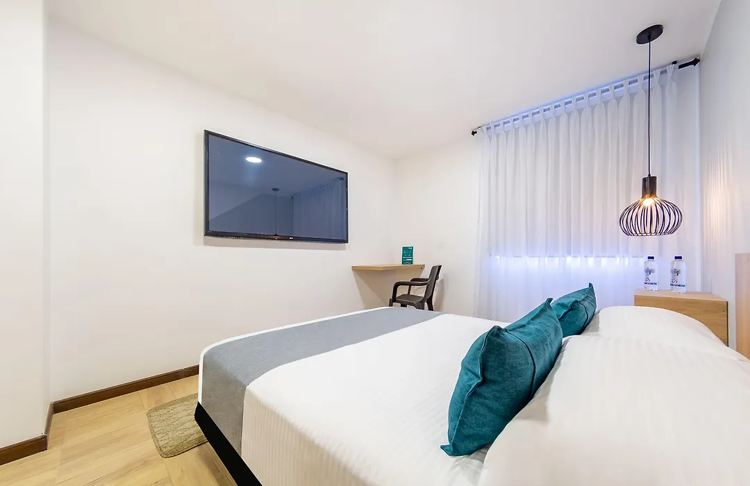 Hotel De La Calle Real-1