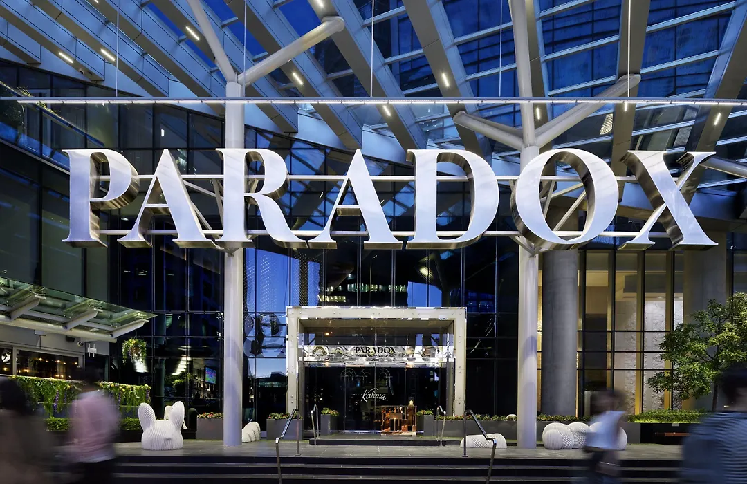 Paradox Vancouver-1
