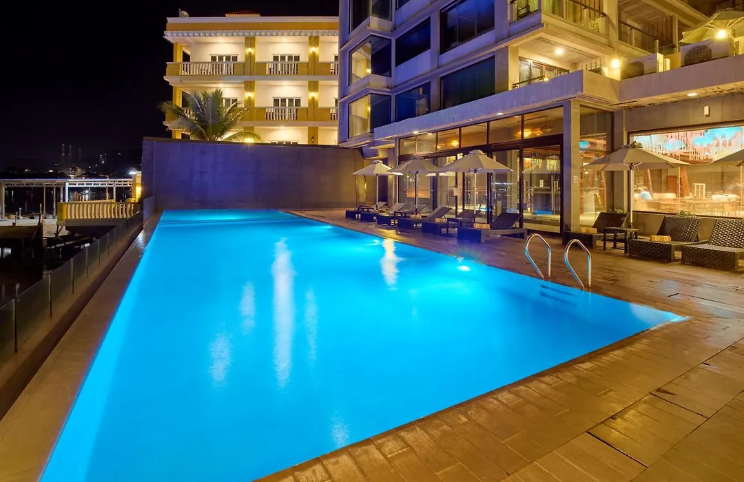 Two Seasons Coron Bayside Hotel-1