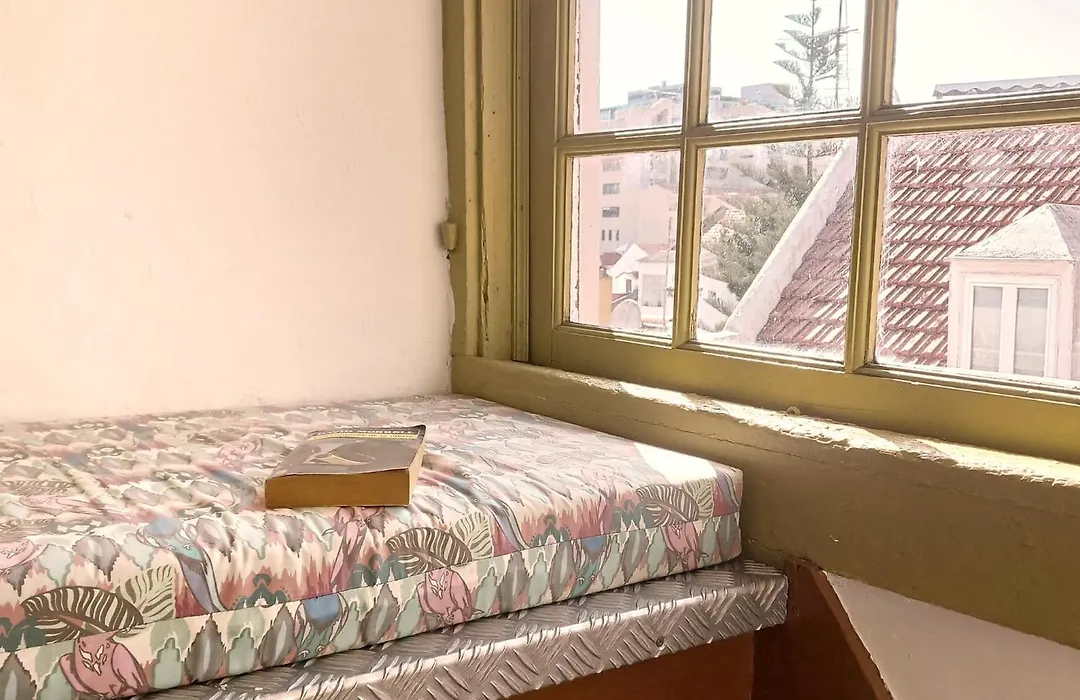Lisbon Calling Rooms & Studio-1