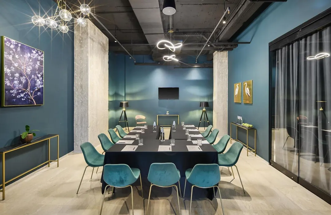 Skylark, Aluma Hotels & Resorts-1