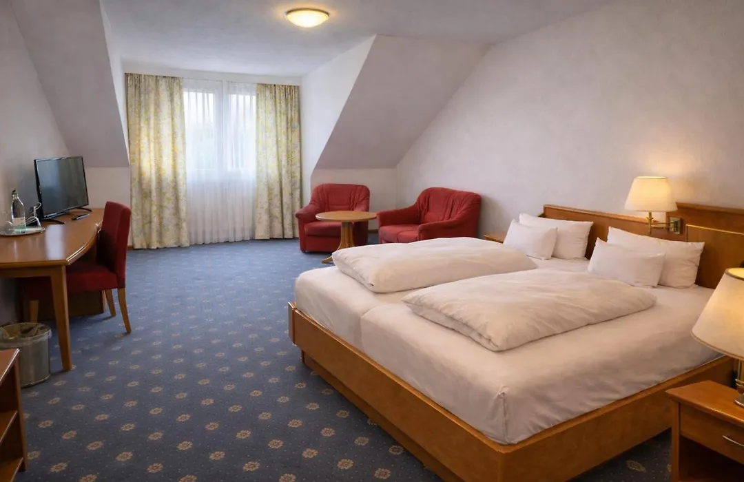 Parkhotel an der Therme-1
