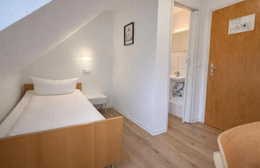 Hotel Haus Schwan Köln-1