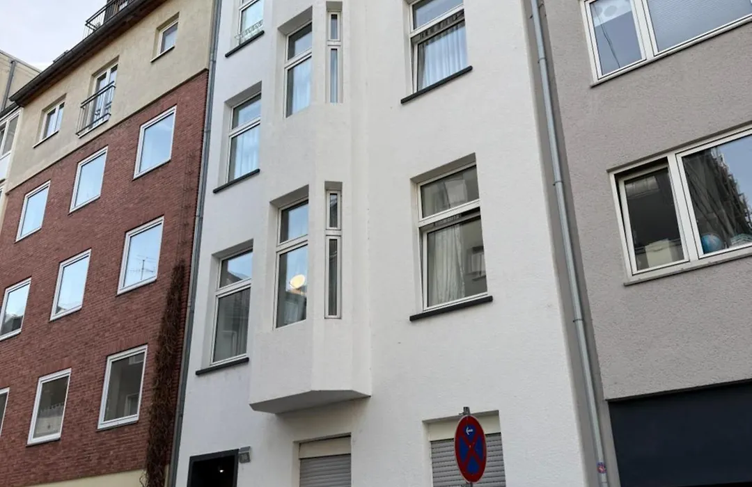 Royale Apartaments Central City Cologne-1