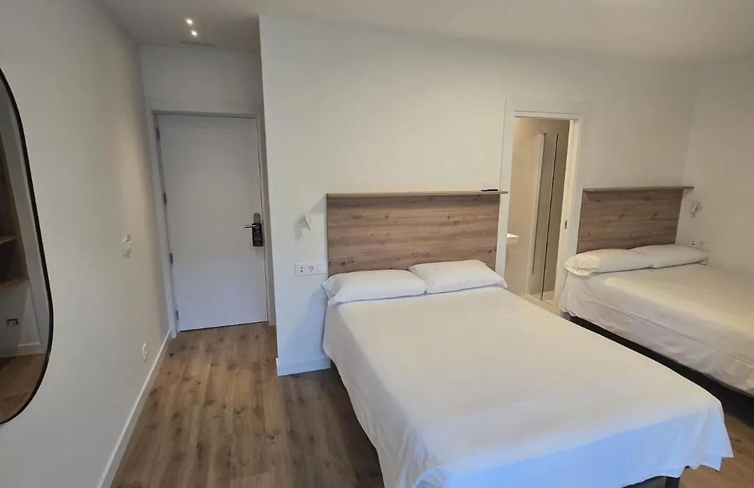 Hostal Boreal Mistral-1