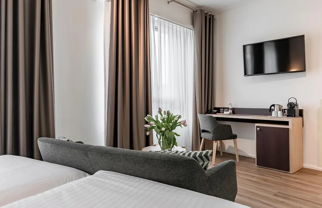 Hotel Suisse-1