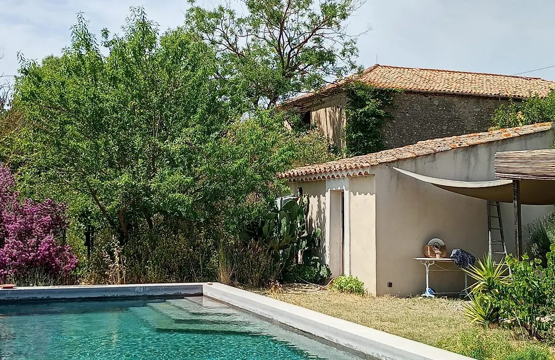 Domaine De Manteau-Bleu-1