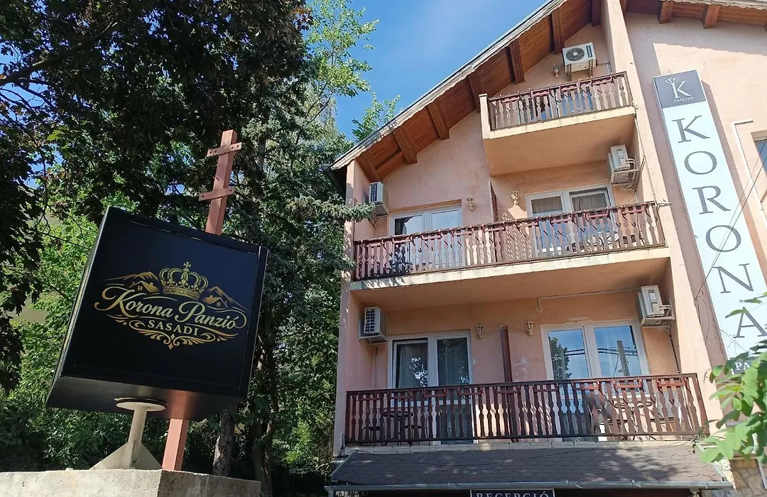 Korona Panzio Budapest-1