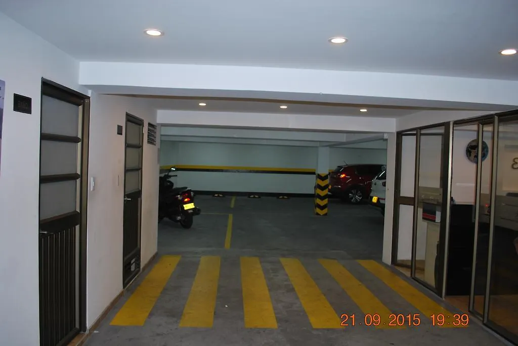 Econohotel Bogota-1