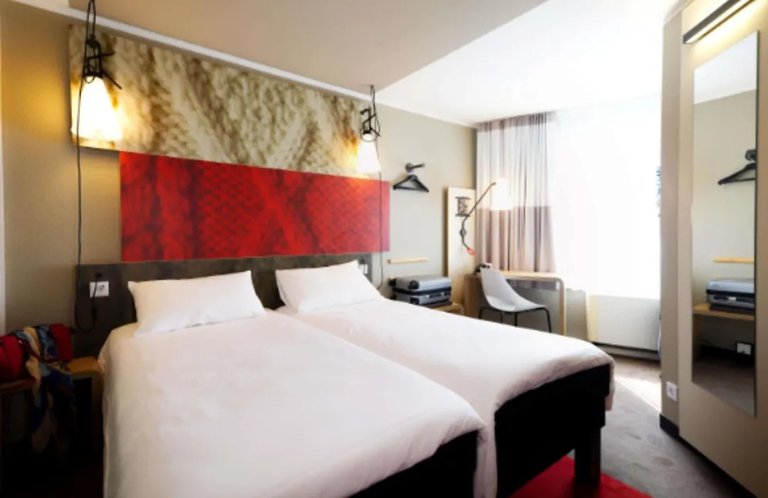 Ibis Koeln Centrum-1