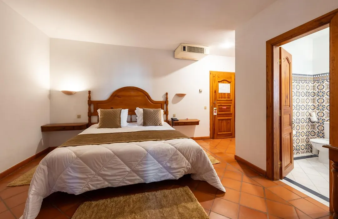 Hotel Quinta Da Lagoa-1