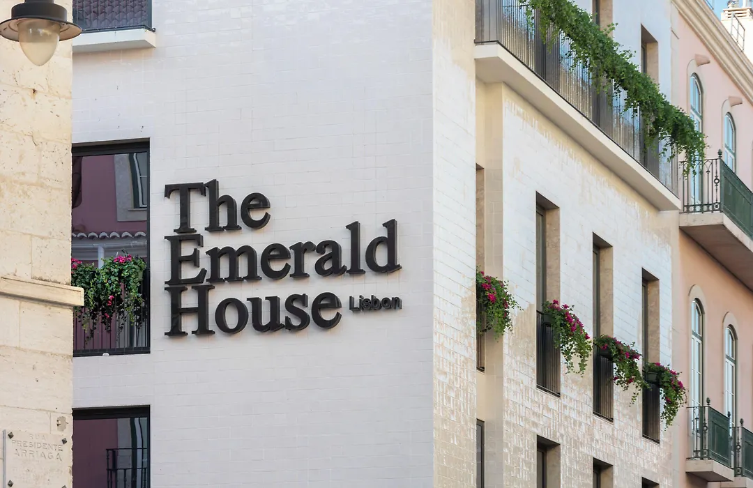 The Emerald House Lisbon - Curio Collection By Hilton-1