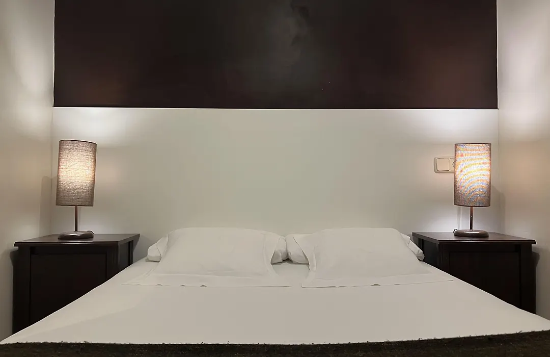 Thc Gran Via Hostel-1