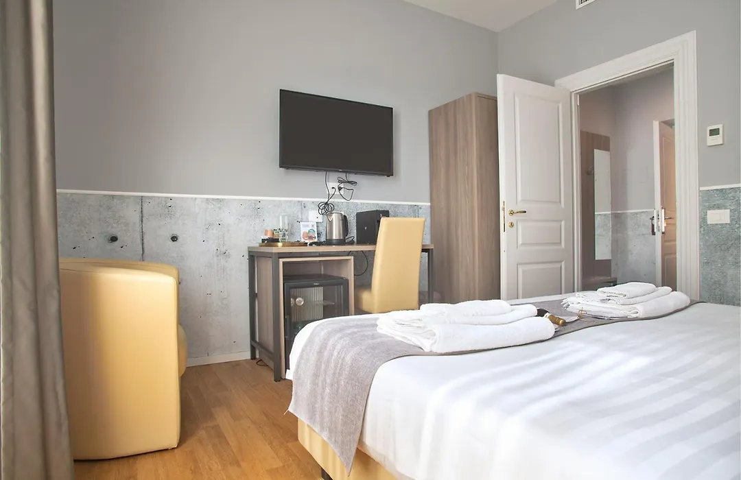 Bramble Luxury Suites-1