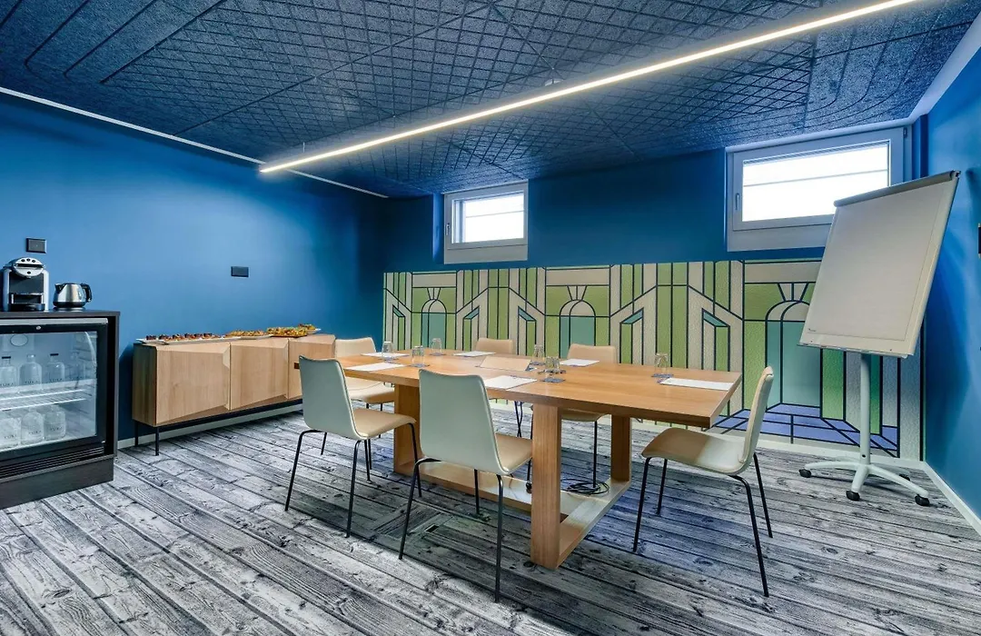 Ibis Styles Zurich City Center-1