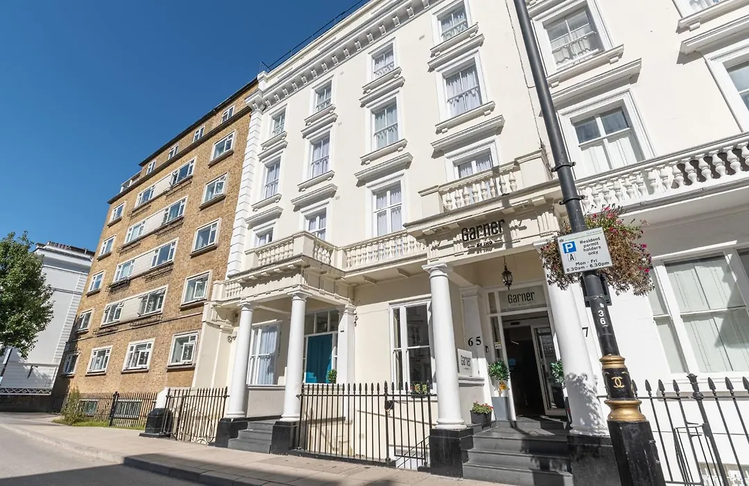 Garner Hotel London Victoria-1