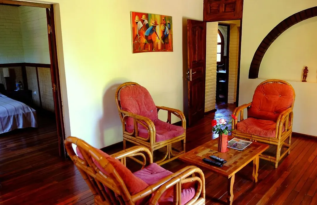 Eco Lodge Les Chambres Du Voyageur-1