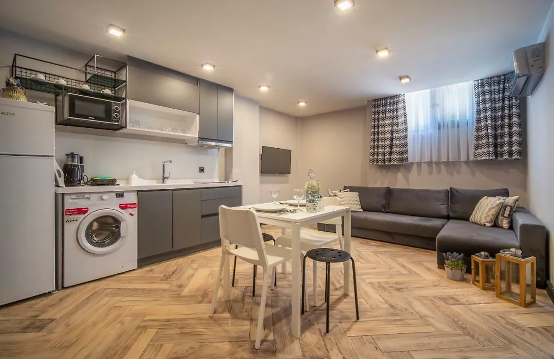 Meyde Boutique Suites-1
