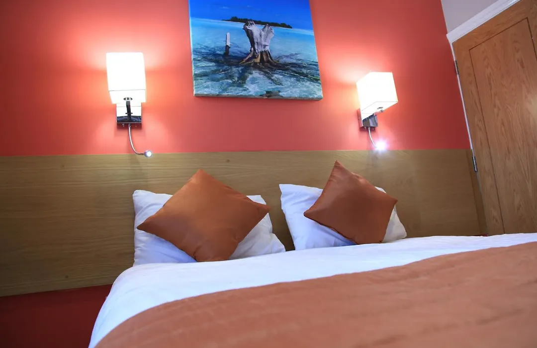 Sheriff Hotel-1