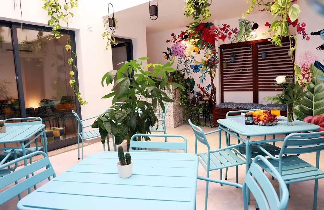 Le Jardin Secret De Faro Guesthouse-1