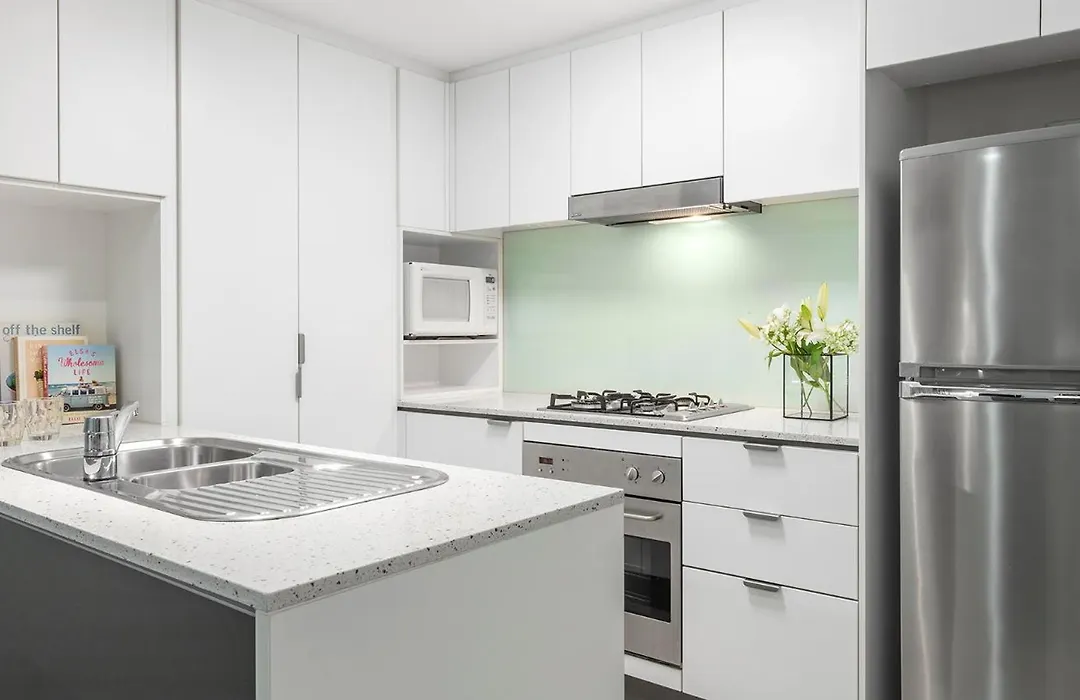 Oaks Brisbane Festival Suites-1