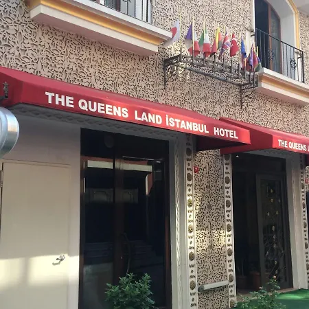 Hotel Queens Land-3