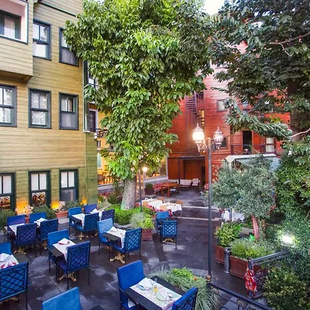 Rose Garden Suites-3