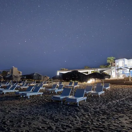 Akrogiali Beach Hotel Apartments-2