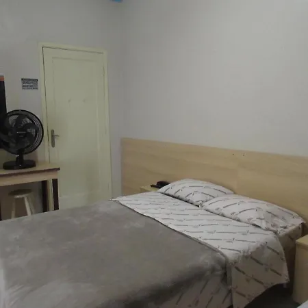 Hotel Ideal Fliper Com Estacionamento Gratis Para Carro Pequeno Altura Padrao "Internet Fibra"-3