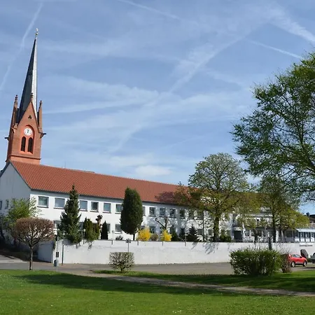 Hotel Restaurant Zum Schiffchen-2