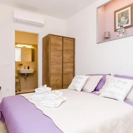 Apartment & Room Lady O-3