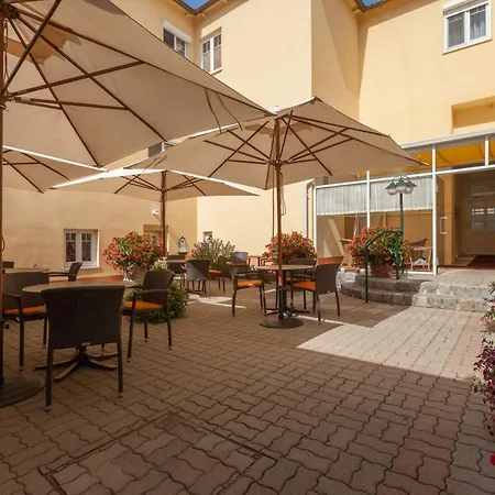 Pension Elfy-3