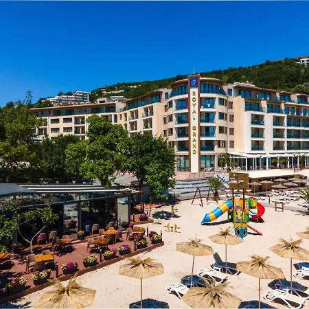 Royal Grand Hotel And Spa-3