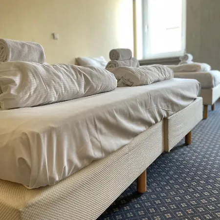 Hotel Tabor Rooms-2