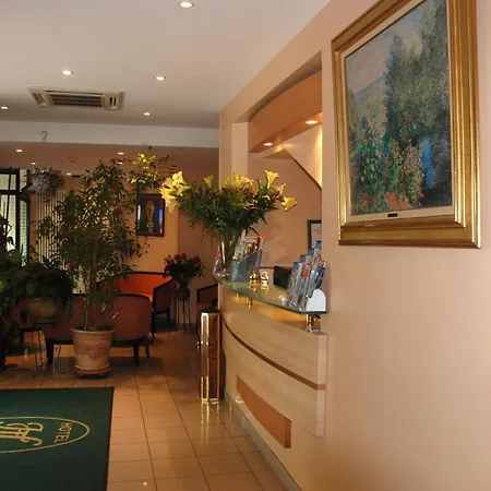 Hôtel Transcontinental-3
