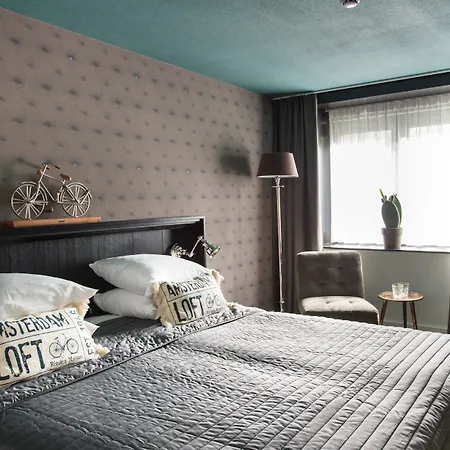 Hotel Piet Hein-2