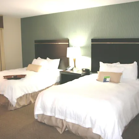 Hampton Inn & Suites Las Vegas Airport-3