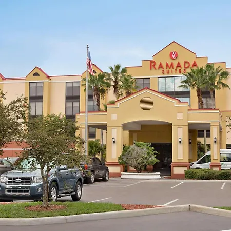 Ramada By Wyndham Suites Orlando Airport-3