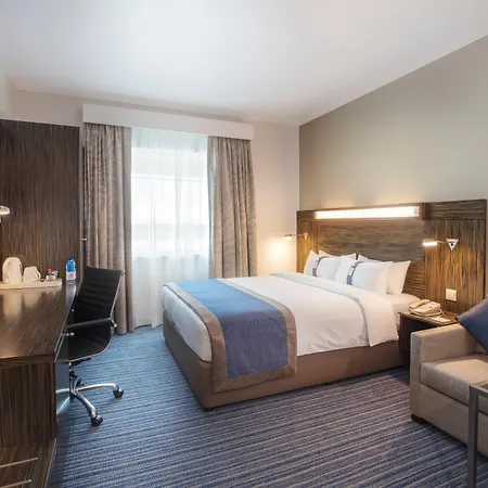 Holiday Inn Express Dubai Safa Park By Ihg-3