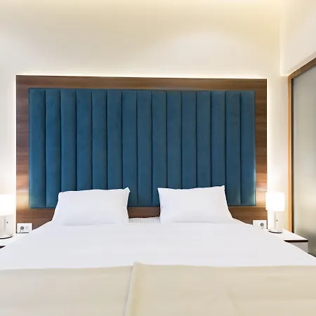 Marquise Hotel Garni-2