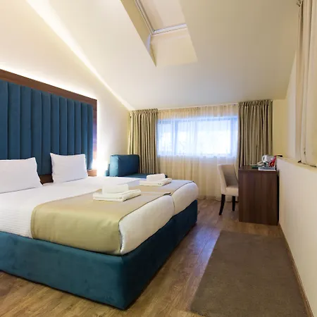 Marquise Hotel Garni-3