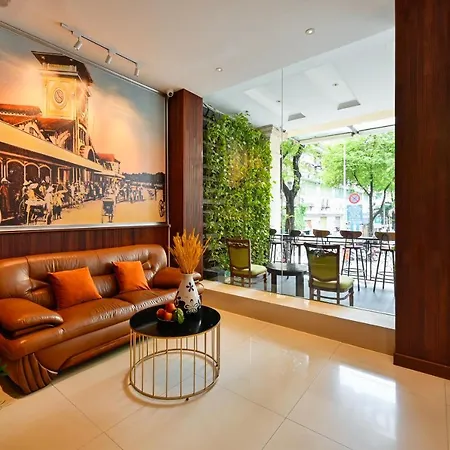 Cherry Central Hotel- Near Opera House-3