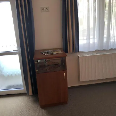 Hotel Garni Rabennest-3