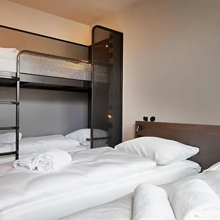 MEININGER Hotel Bremen Hauptbahnhof-3