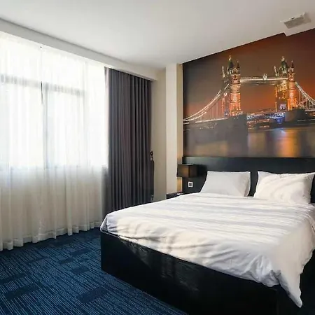 Daisy Hotel-3