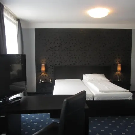 Hotel am Berliner Platz-2