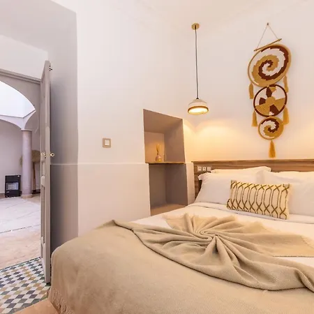 Riad Tizou-3